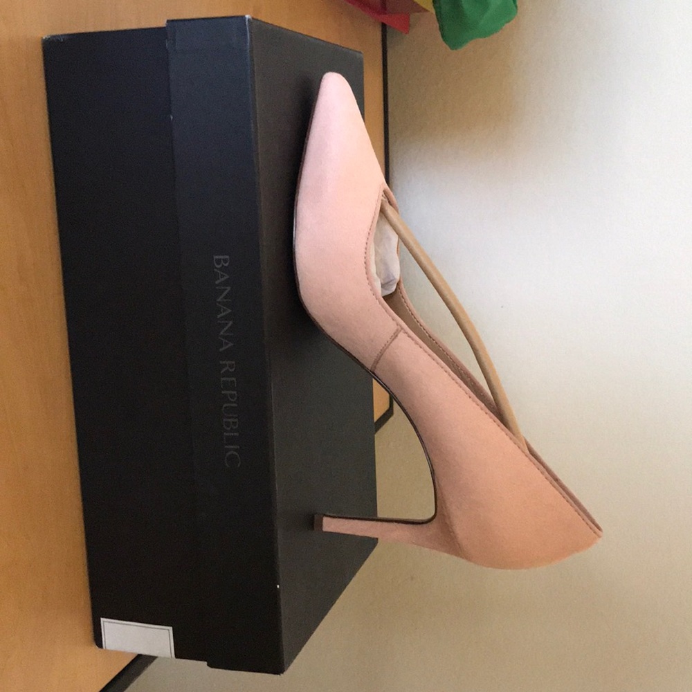 Pink Madison heels from Banana Republic size 9 US